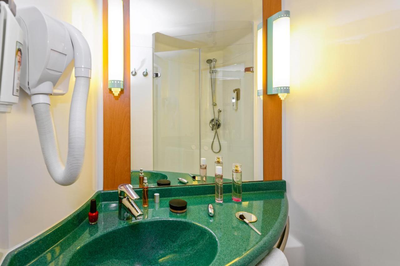 Ibis Liege Seraing Boncelles Екстериор снимка