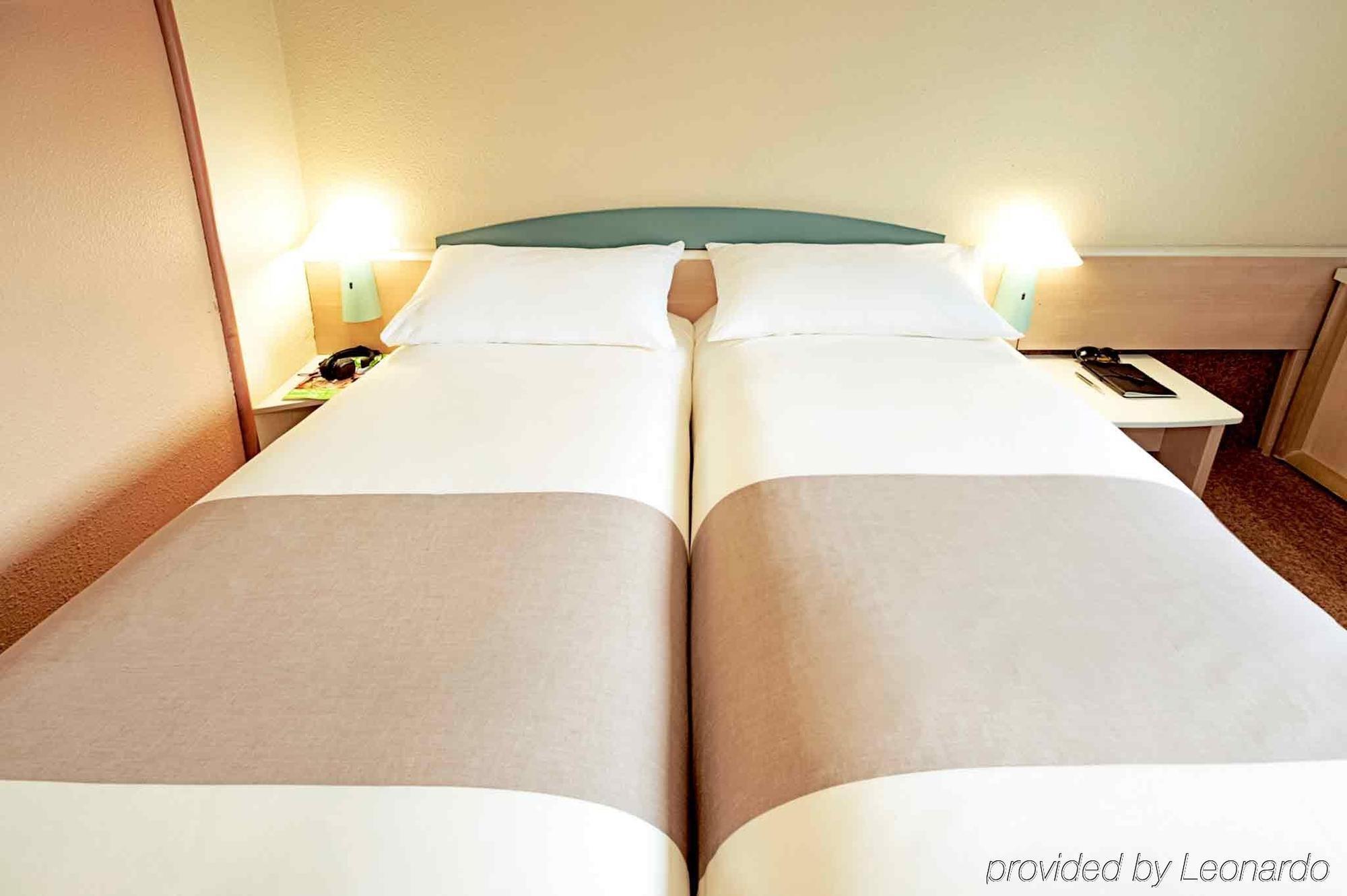 Ibis Liege Seraing Boncelles Екстериор снимка